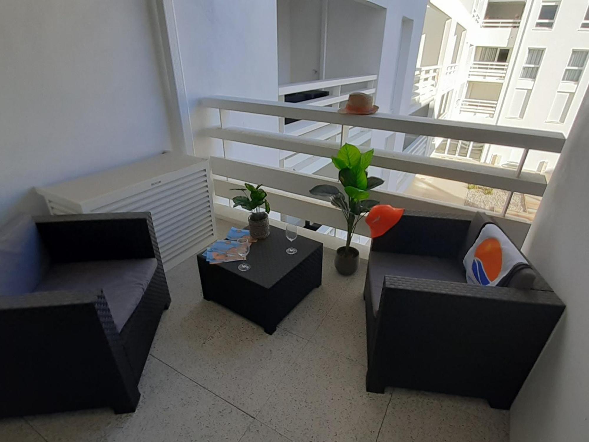 Superbe T2 Climatise Avec Terrasse - 4 Pers, Ascenseur, Parking Prive, A 400m De La - Fr-1-727-15 *